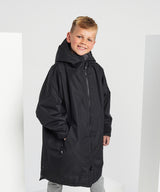 Kids TriDri® Recycled all-seasons waterproof changing robe — lifestyle
