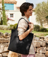 Recycled cotton maxi tote — lifestyle
