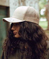 Retro trucker cap (6606) — lifestyle