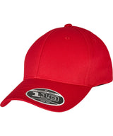 Flexfit 110 curved visor snapback — Red