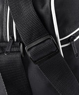 Retro shoulder bag — lifestyle 5