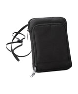 Travel wallet — lifestyle 4