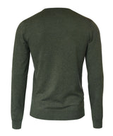 Brighton – elegant v-neck knit — lifestyle 7