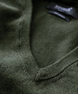 Brighton – elegant v-neck knit — lifestyle 5