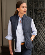 Women’s Hudson – horizontal quilted gilet — lifestyle 2
