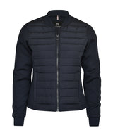 Women’s Crescent jacket — lifestyle 4