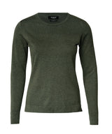 Women’s Brighton – elegant round neck — lifestyle 4