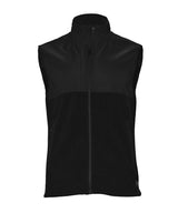 Highland - Fashionable yoke fleece vest — lifestyle 3
