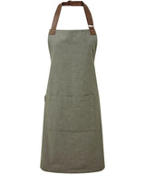 Annex Oxford bib apron — lifestyle 4