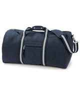 Vintage canvas holdall — lifestyle 2