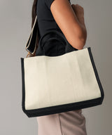 Puerto medium tote — lifestyle 6