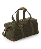 Heritage waxed canvas holdall — lifestyle 2