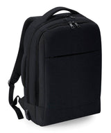 Q-Tech charge convertible backpack — lifestyle 4