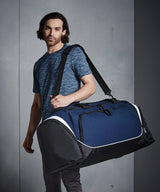 Pro team jumbo kit bag — lifestyle 3