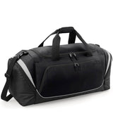 Pro team jumbo kit bag — lifestyle 4
