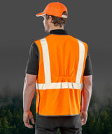 Anti-entanglement vest — lifestyle 2
