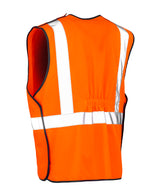 Anti-entanglement vest — lifestyle 4