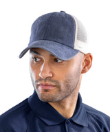 Vintage trucker cap — lifestyle 7