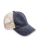 Vintage trucker cap — lifestyle 4