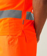 Hi-vis Pro contract polo — lifestyle 4