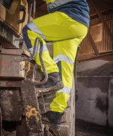 High-visibility jogger — lifestyle 2