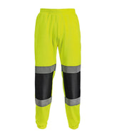 High-visibility jogger — lifestyle 4