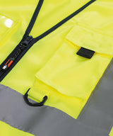 High-visibility technical vest — lifestyle 7