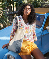 Organic cotton wave print maxi tote — lifestyle 3