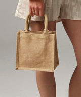 Jute petite gift bag — lifestyle 3
