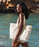 Double-handle cargo pocket tote — lifestyle 5
