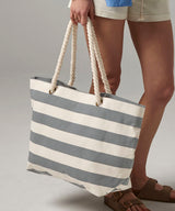 Nautical beach bag — lifestyle 6