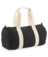 EarthAware® organic barrel bag — lifestyle 3